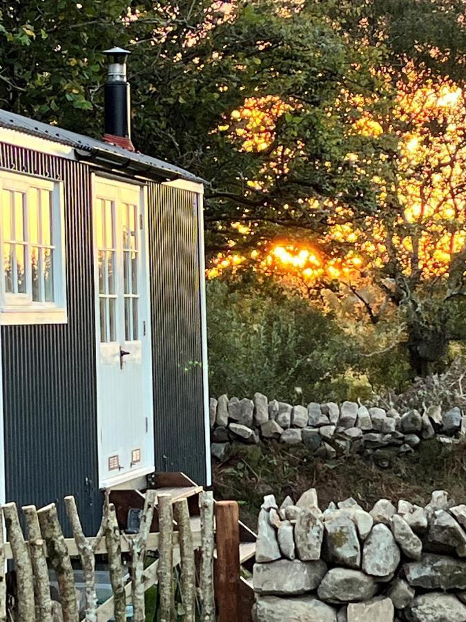 The Hazel Hut Villa Уестпорт Екстериор снимка