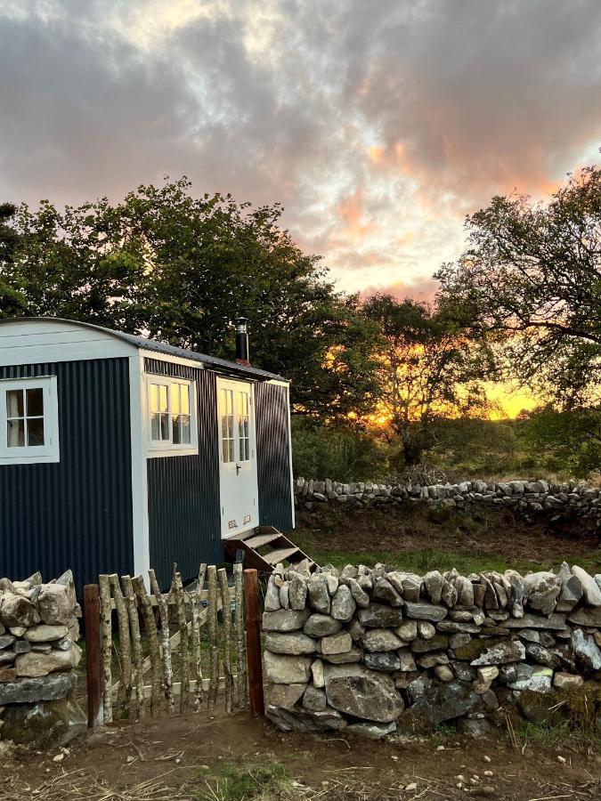 The Hazel Hut Villa Уестпорт Екстериор снимка